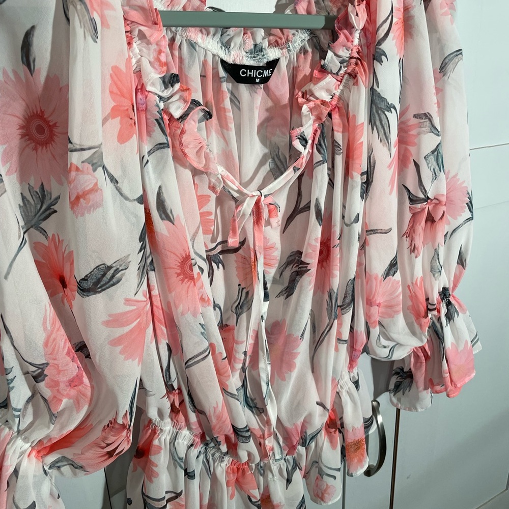 Chic Pink Sheer and White Floral Blouse with Ruffles - Picture 5 of 13